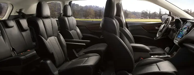 ¿Cómo limpiar el tapiz y los asientos de tu auto en casa?